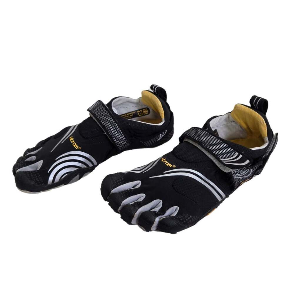 Vibram FiveFingers KMD Sport Black and Silver Size EU43/USA9.5-10